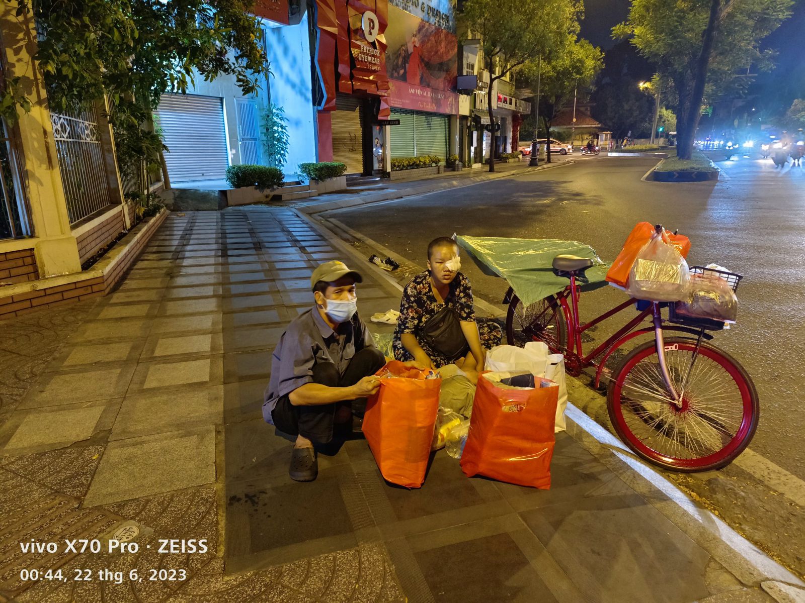 Chương Trình Thiện Nguyện