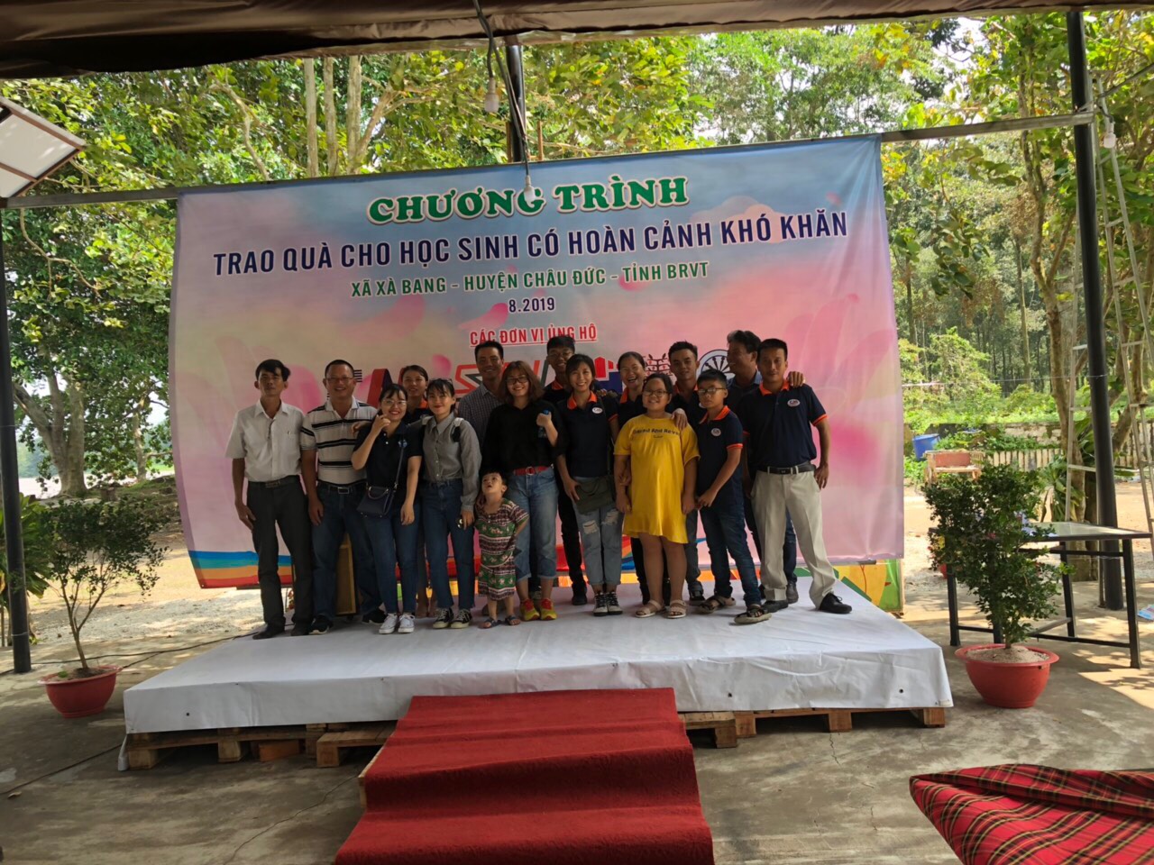 Hoạt Động Thiện Nguyện