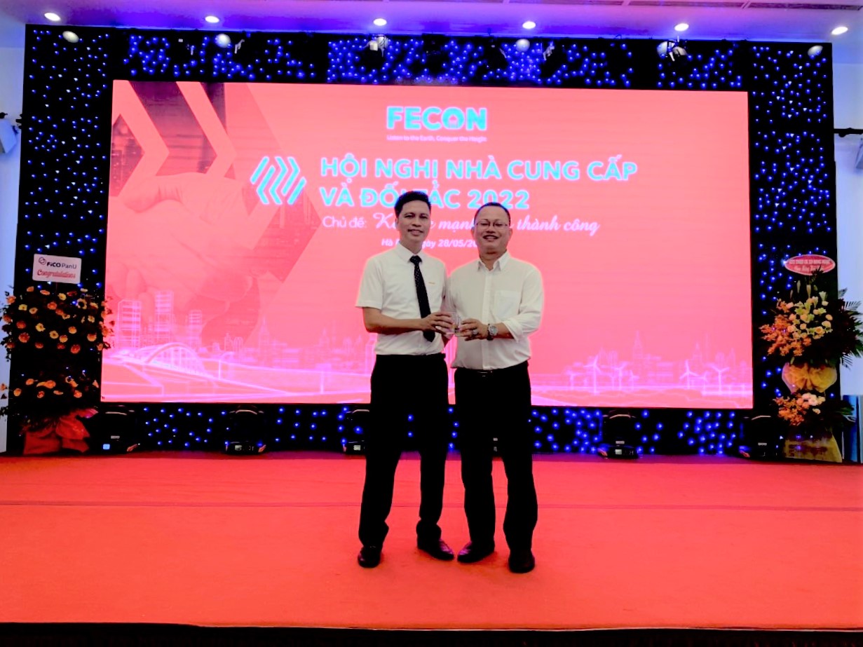 Song Ngọc vinh dự được chọn tốp 5 đối tác thi công tiêu biểu.