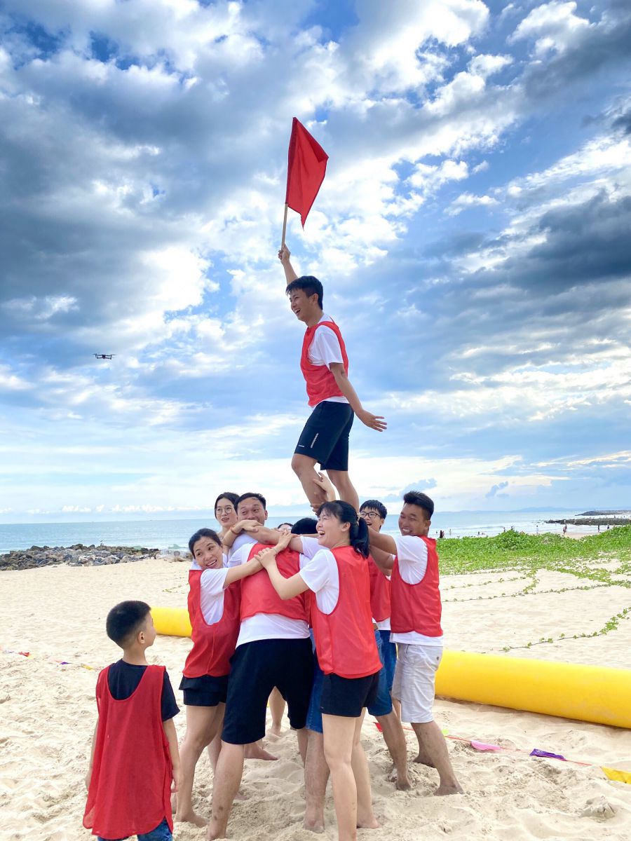 TEAM BUILDING NĂM 2022