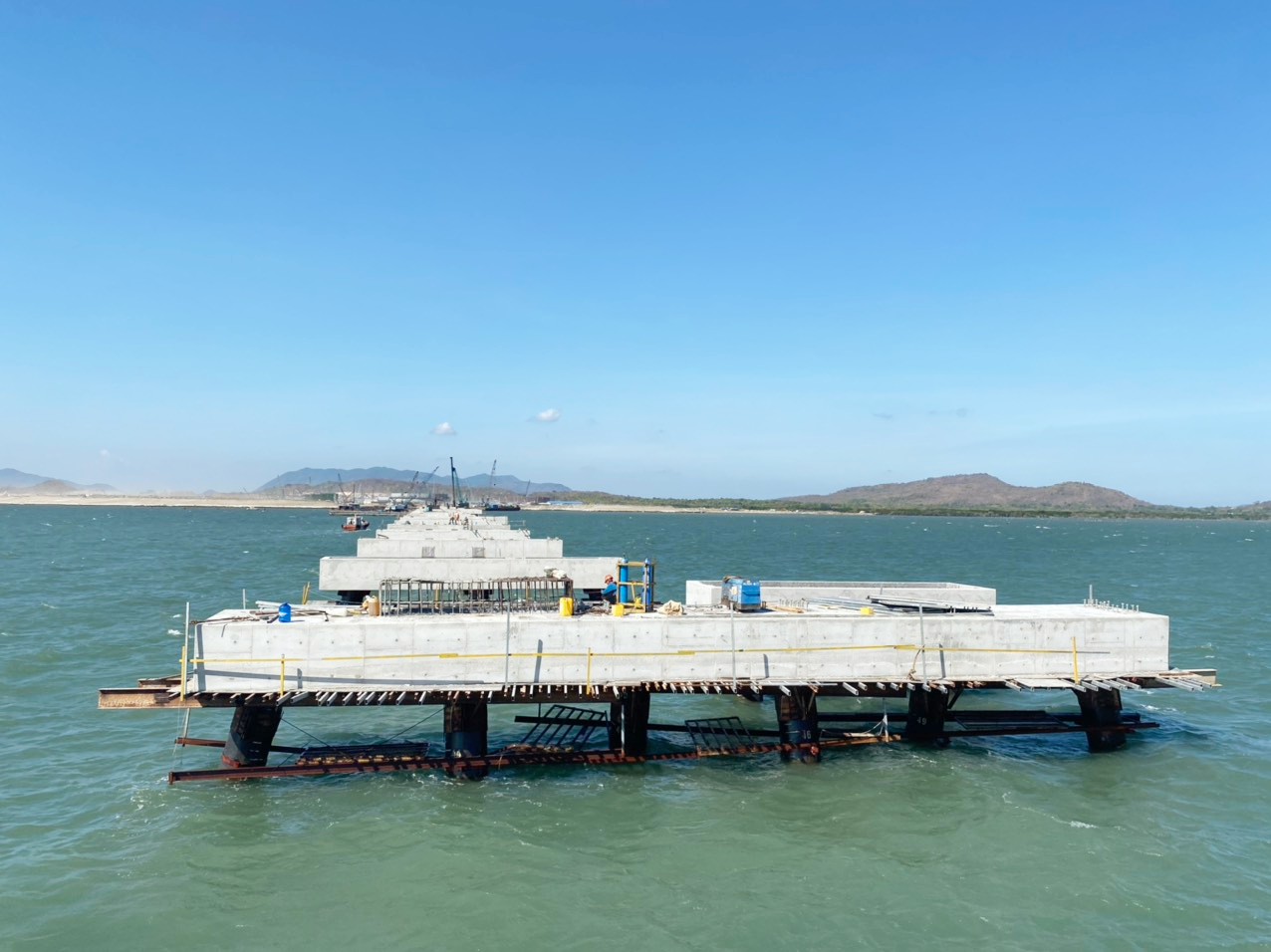 DỰ ÁN CẢNG TỔ HỢP HOÁ DẦU LONG SƠN MIỀN NAM( LSP)